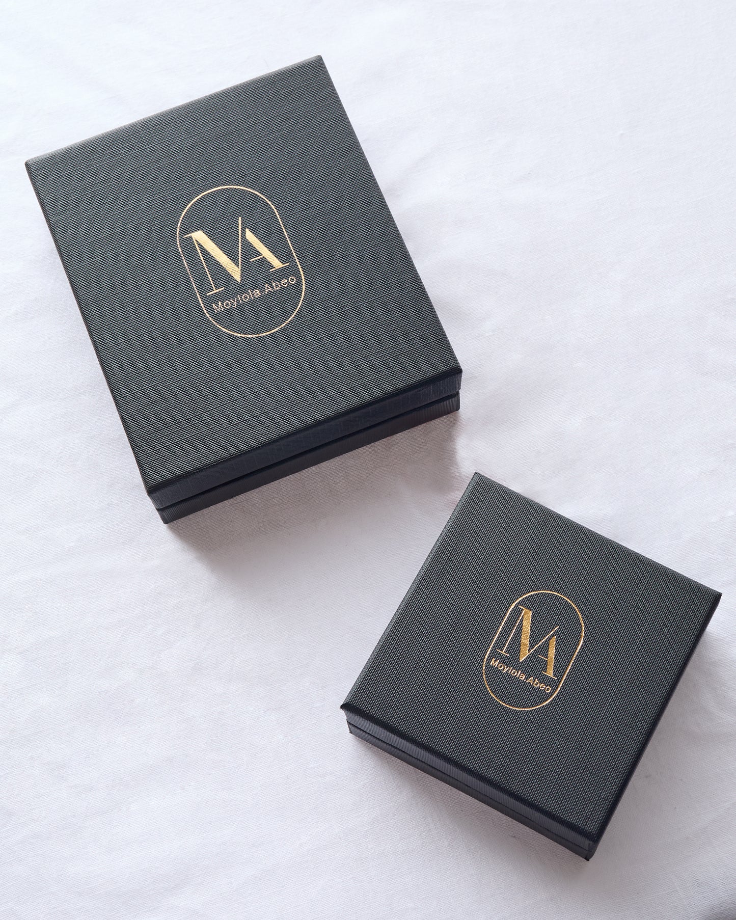 Packaging details for the pendant