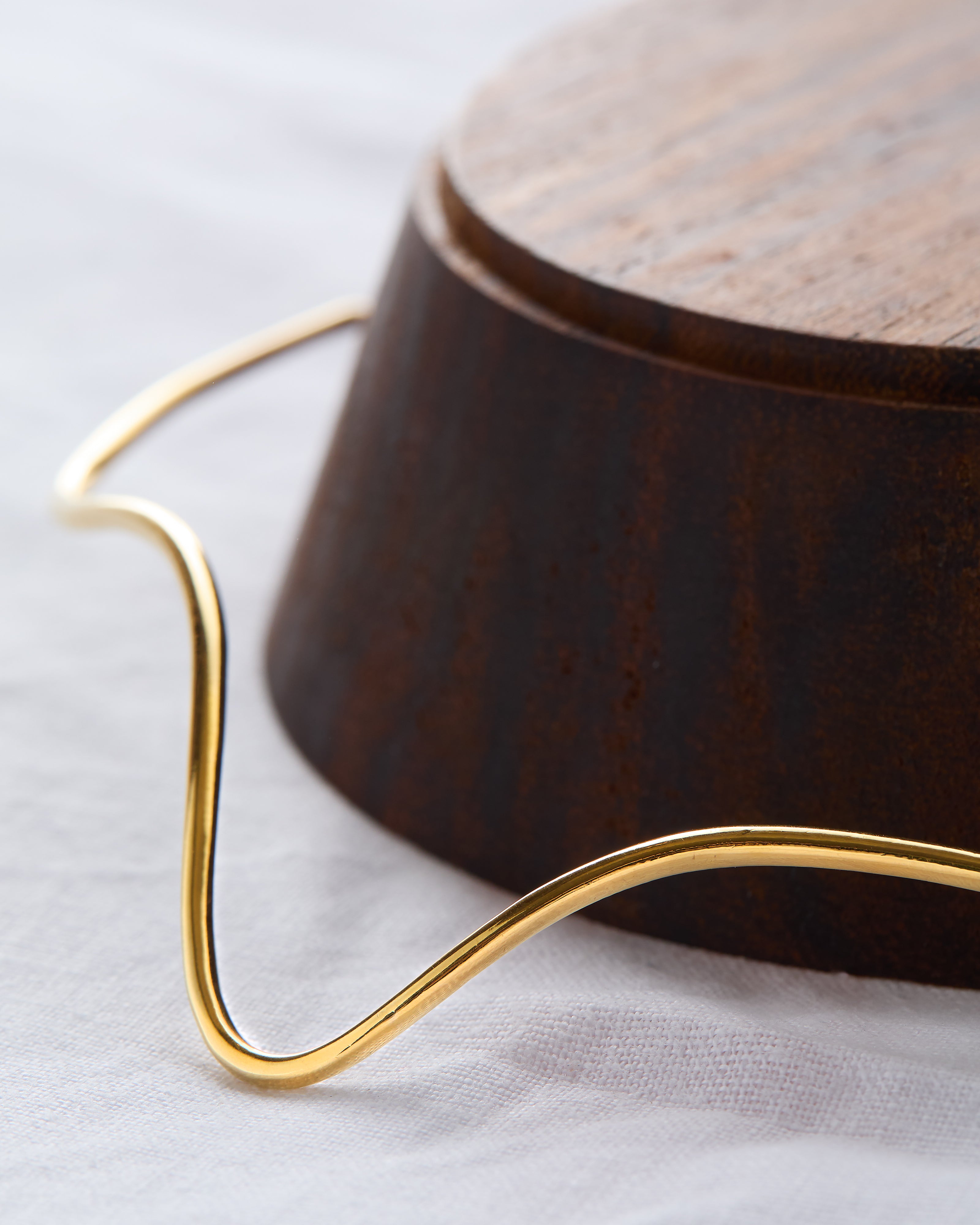 Luxury gold collar necklace comparable to Thelma West or Lucy Delius designs