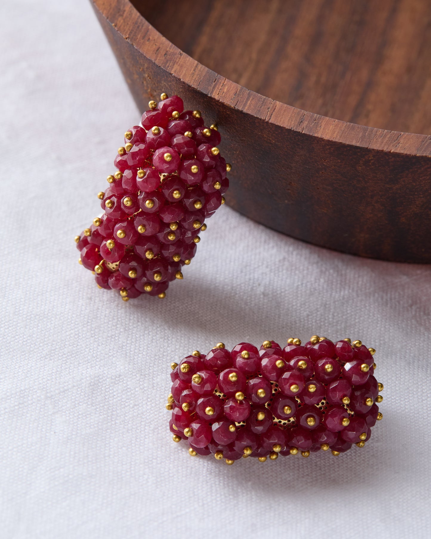 Gold Earrings With Rubies And Pearls