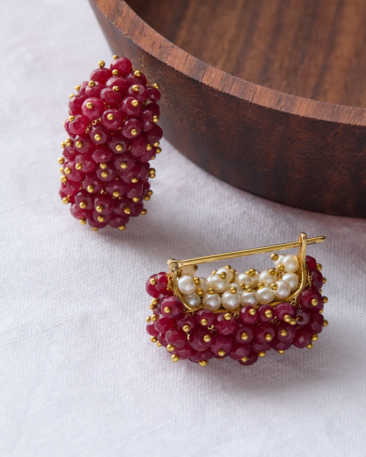 Gold Earrings With Rubies And Pearls